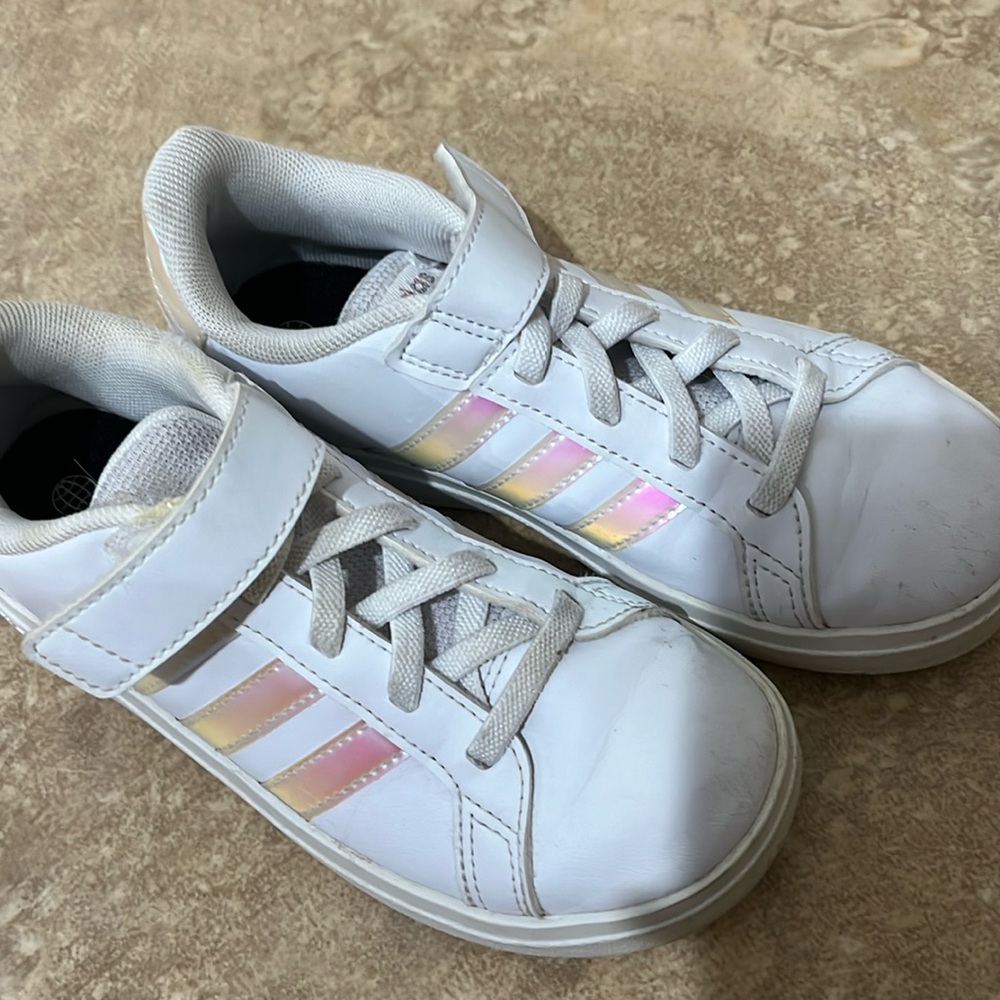 Adidas sneakers 13.5